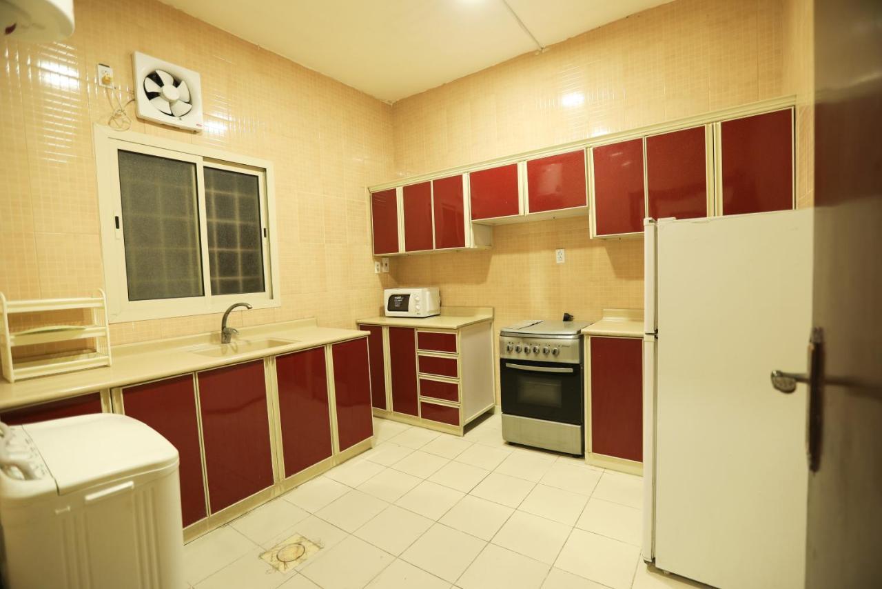 Al Eairy Apartments -Aldamam 7 Dammam Exterior photo